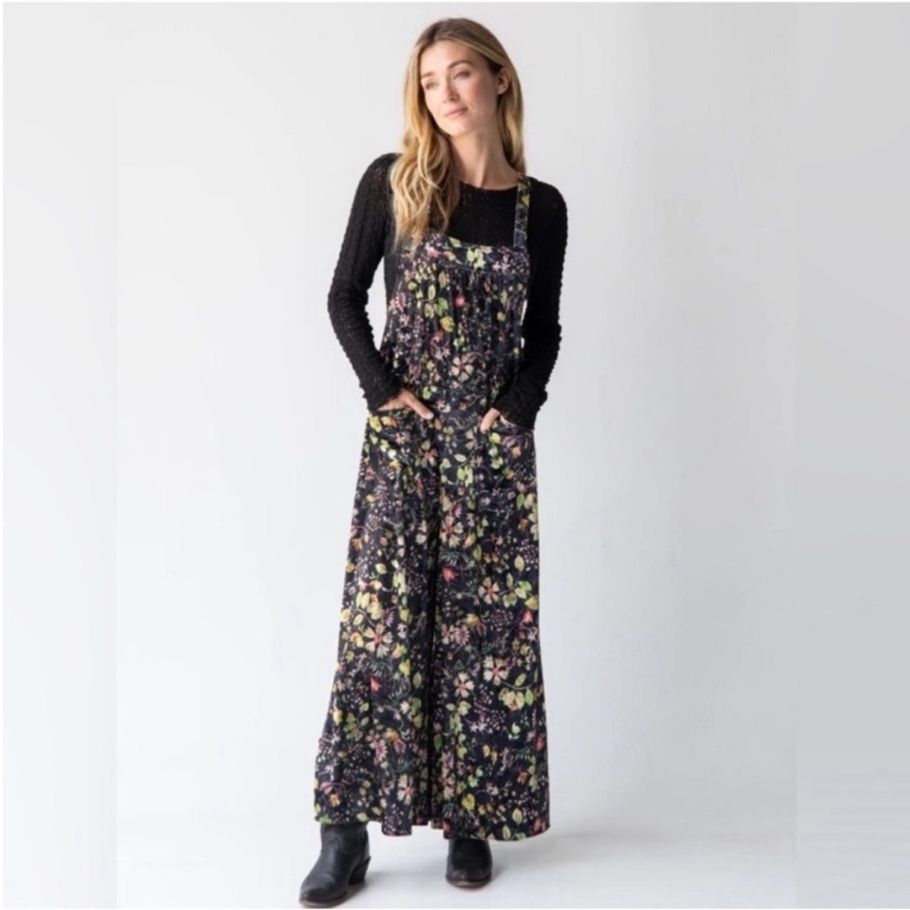 NWT Natural Life Dakota Tie Overalls